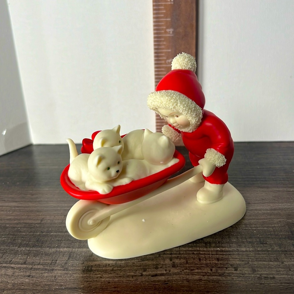 Department 56 Snowbabies Farm Babies Kitten Courier Figurine